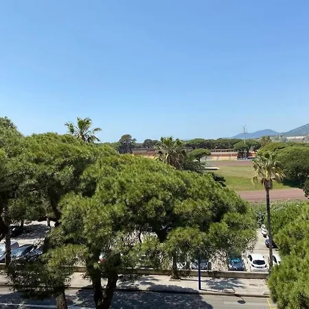 Port De 4p Climatisation Terrasse דירה